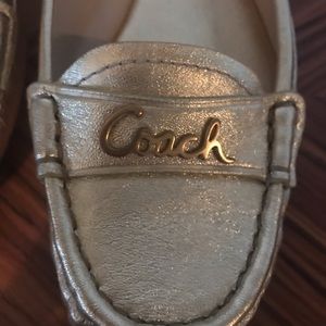 Coach Gold Loafers Flats Shoes Excellent Condition
